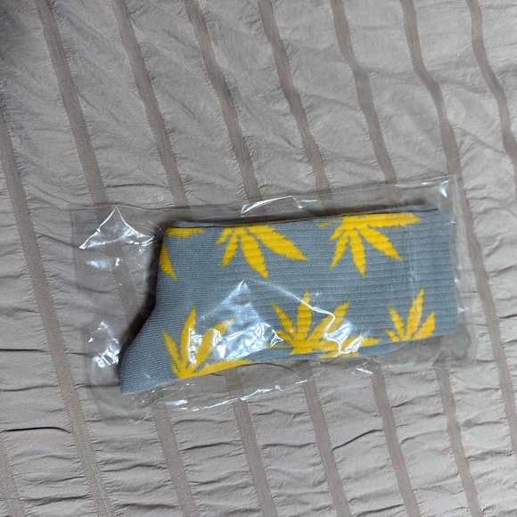 Designed socks size 6-9 - Picture 1 of 5